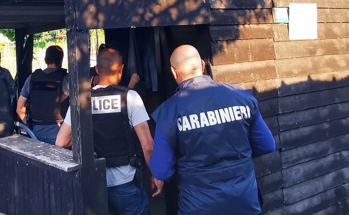 Dda Reggio 4 afghani arrestati per traffico esseri umani Francia e Germania