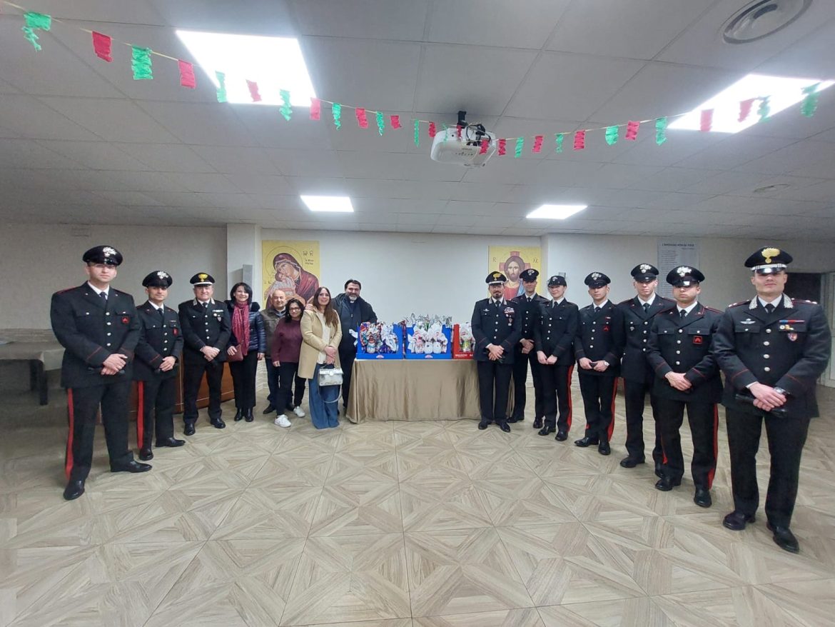 Allievi Carabinieri Rc Famiglie Bisognose Pasqua